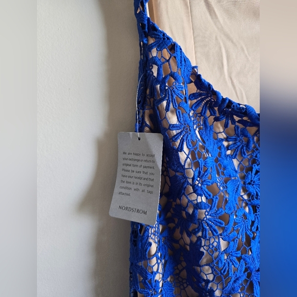 NWT! NSR,  Mia Lace Short Sleeve Open Back Midi Dress, Blue/Nude, Size S - Picture 8 of 11